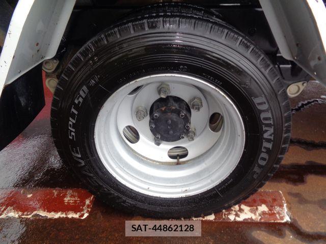 Mitsubishi CANTER 2015-06 8313581-26