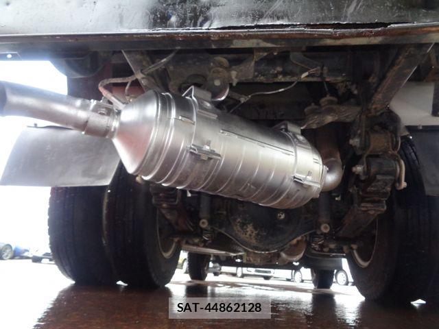Mitsubishi CANTER 2015-06 8313581-29