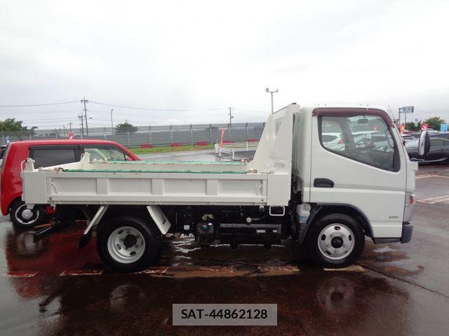 Mitsubishi CANTER 2015-06 8313581-5