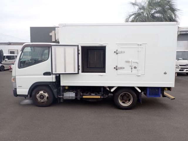 Mitsubishi CANTER 2017-02 8311065-13
