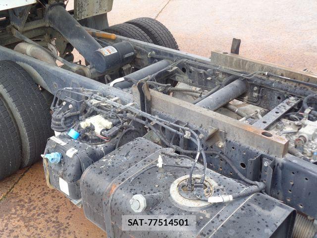 Mitsubishi CANTER 2019-08 8313582-17