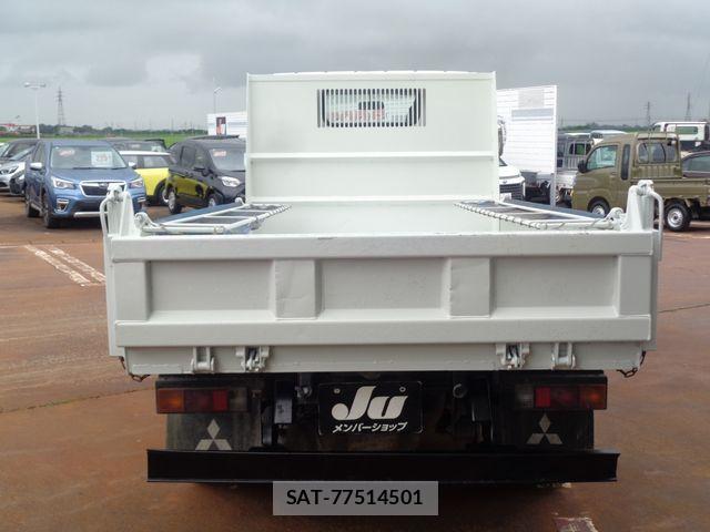 Mitsubishi CANTER 2019-08 8313582-6