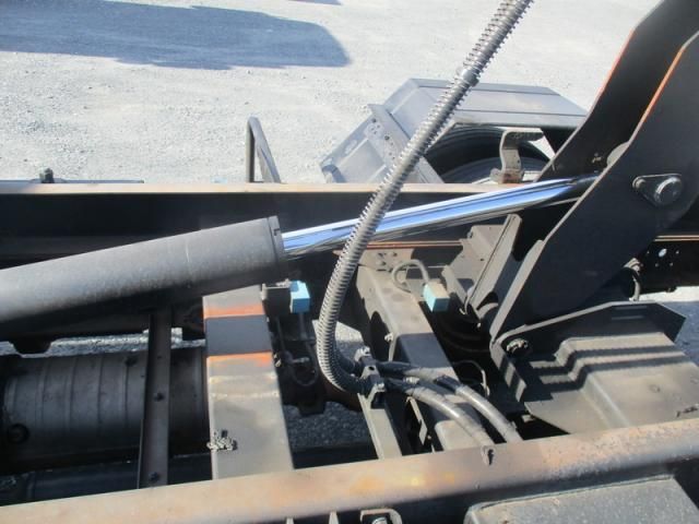 Mitsubishi CANTER 2021-02 8311064-10