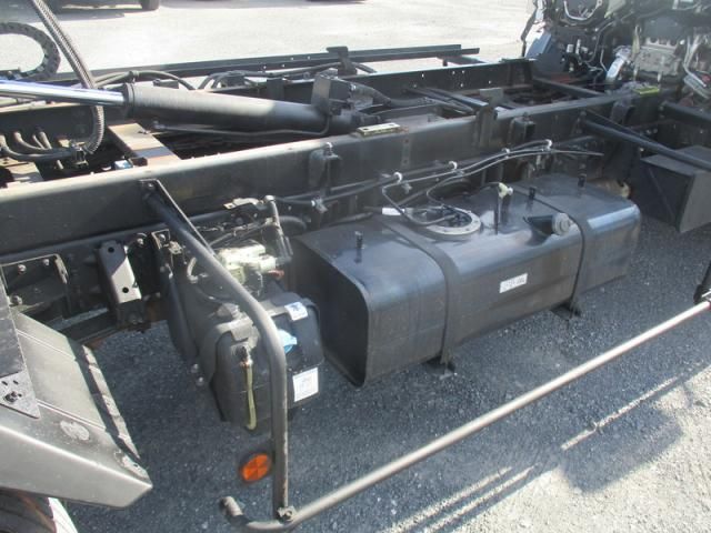 Mitsubishi CANTER 2021-02 8311064-16