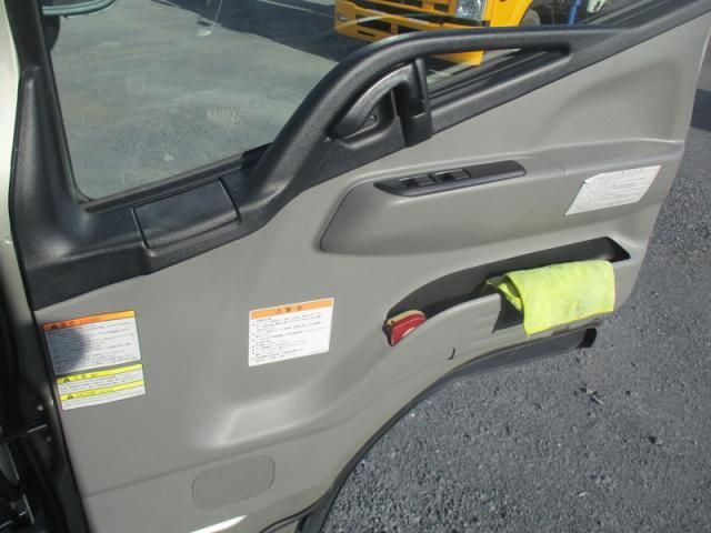 Mitsubishi CANTER 2021-02 8311064-28