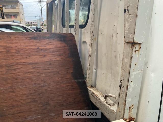 Mitsubishi CANTER 2002-04 8313585-10
