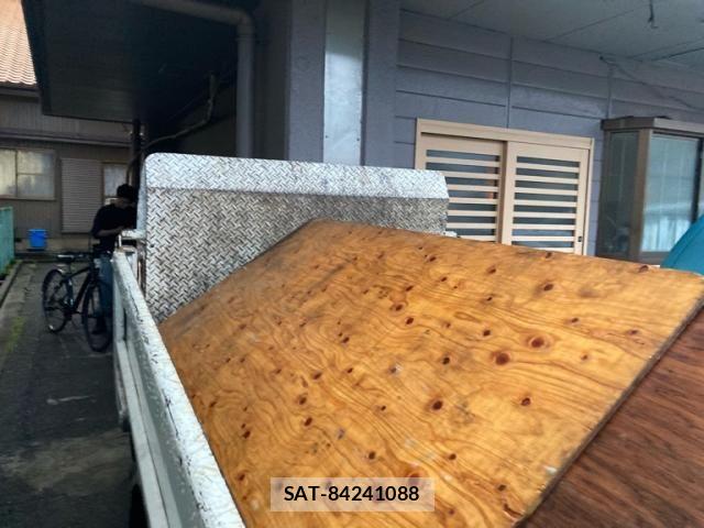 Mitsubishi CANTER 2002-04 8313585-11