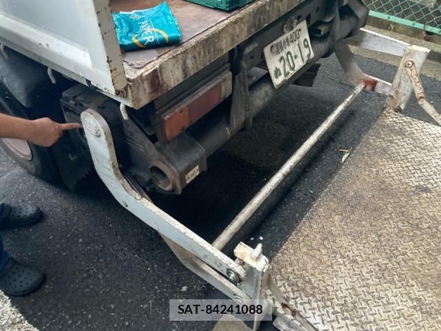 Mitsubishi CANTER 2002-04 8313585-27