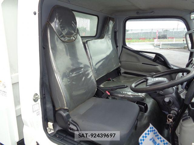 Mitsubishi CANTER 2019-08 8313580-9