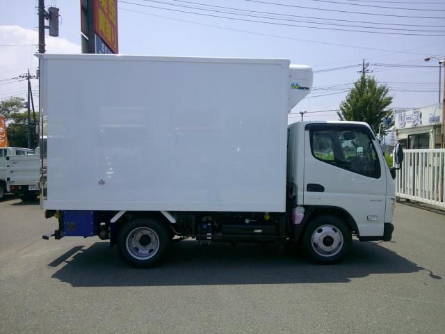 Mitsubishi CANTER 2026-03 8311057-3