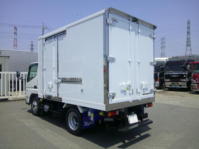 Mitsubishi CANTER 2026-03 8311057-6