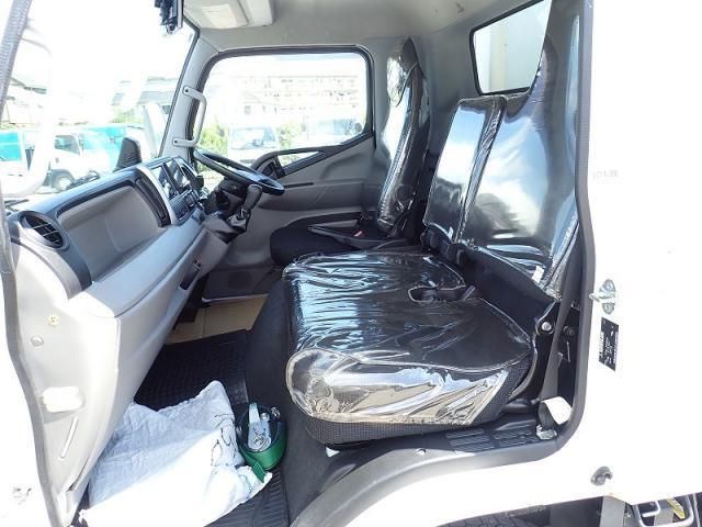 Mitsubishi CANTER 2019-07 8331840-14