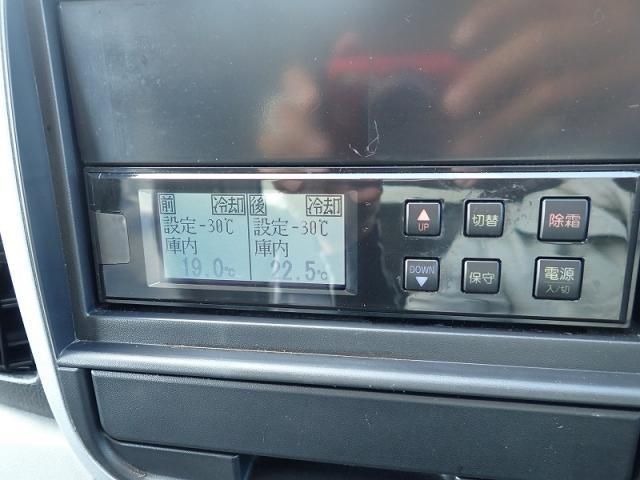 Mitsubishi CANTER 2019-07 8331840-17