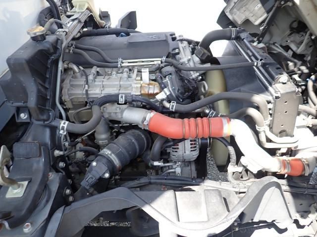 Mitsubishi CANTER 2019-07 8331840-24