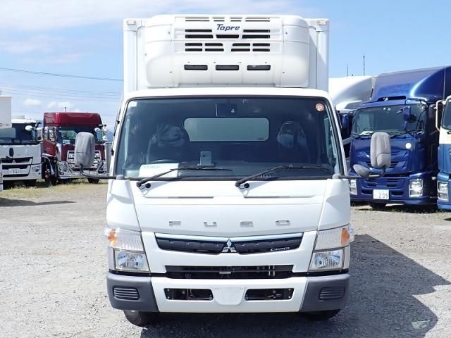Mitsubishi CANTER 2019-07 8331840-4