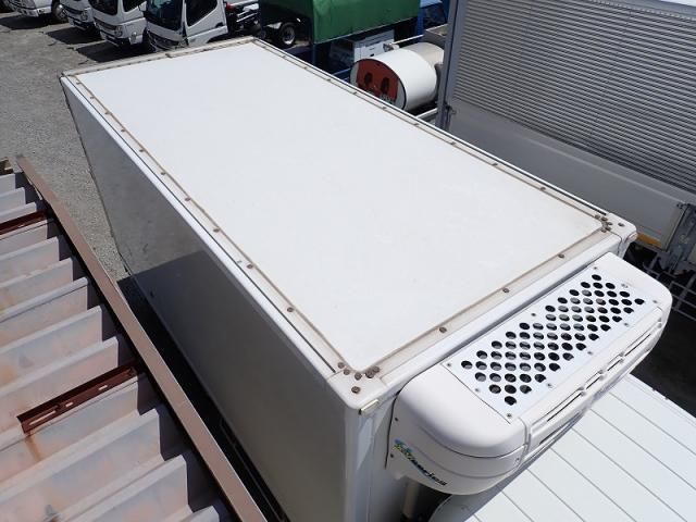 Mitsubishi CANTER 2019-07 8331840-6