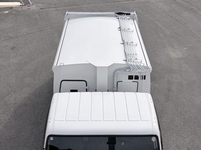 Mitsubishi CANTER 2026-03 8331831-27
