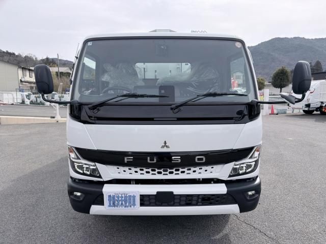 Mitsubishi CANTER 2026-03 8331831-29