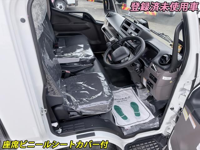 Mitsubishi CANTER 2026-03 8331831-7
