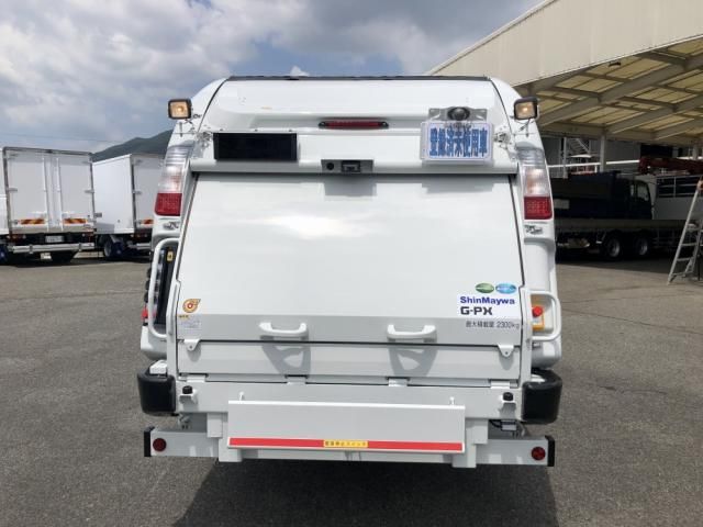 Mitsubishi CANTER 2026-03 8331829-5