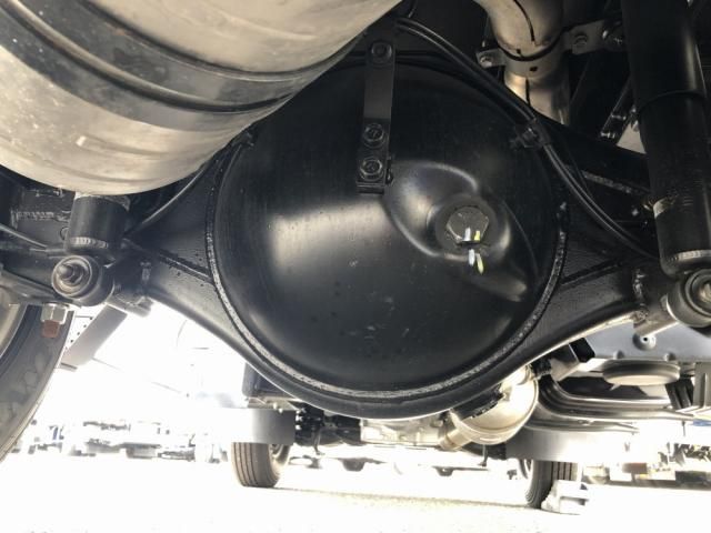 Mitsubishi CANTER 2026-03 8331829-8