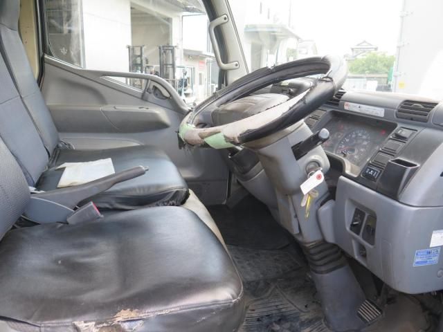 Mitsubishi CANTER 2008-03 8331851-16