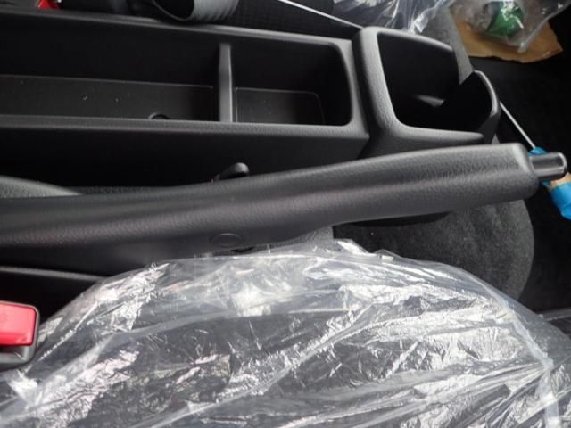 Mitsubishi CANTER 2026-04 8331836-12