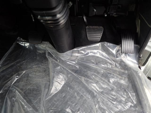 Mitsubishi CANTER 2026-04 8331836-18
