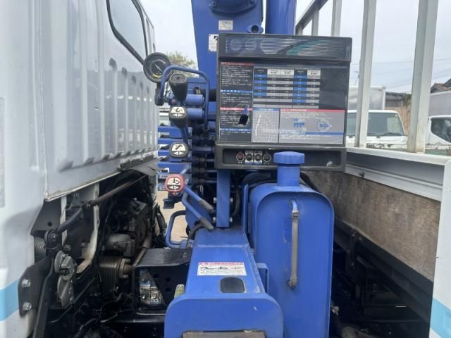 Mitsubishi CANTER 2010-11 8331848-16