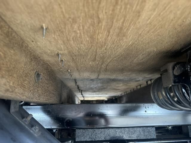 Mitsubishi CANTER 2010-11 8331848-29