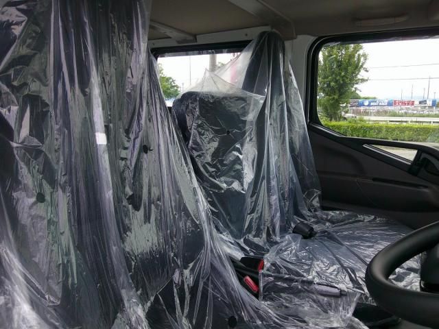 Mitsubishi CANTER 2026-02 8331839-17