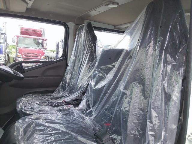 Mitsubishi CANTER 2026-02 8331839-18