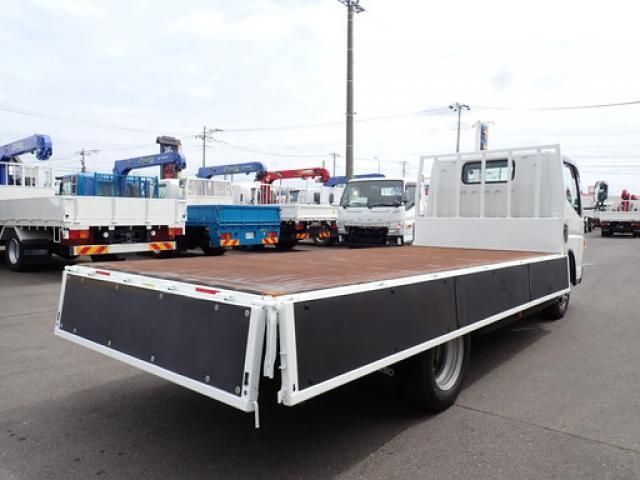 Mitsubishi CANTER 2019-05 8331845-20