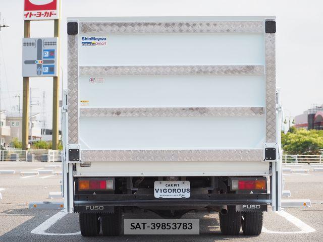 Mitsubishi CANTER 2018-12 8335171-11