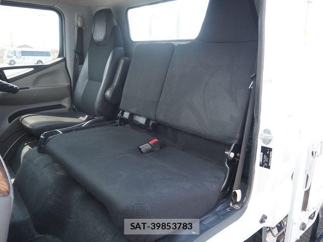 Mitsubishi CANTER 2018-12 8335171-19