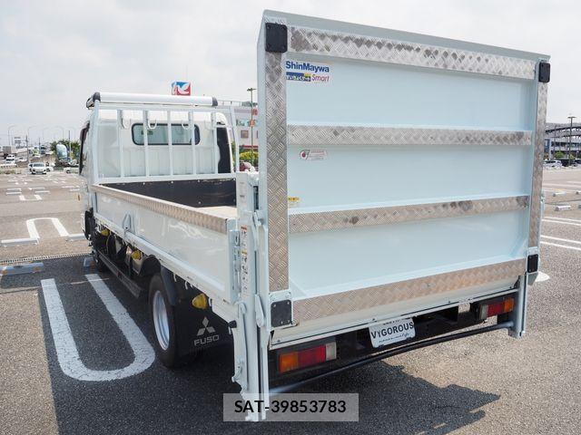 Mitsubishi CANTER 2018-12 8335171-25