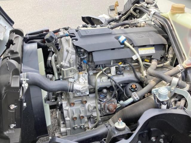 Mitsubishi CANTER 2023-06 8331838-19