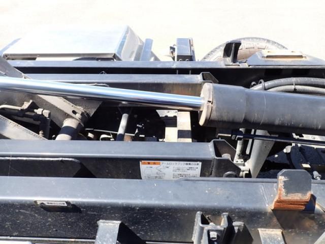 Mitsubishi CANTER 2020-07 8331843-10