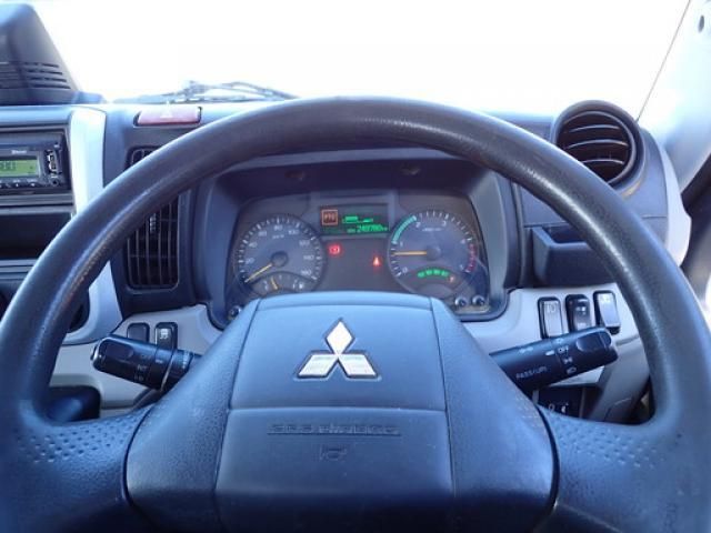 Mitsubishi CANTER 2020-07 8331843-25