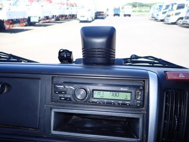 Mitsubishi CANTER 2020-07 8331843-26
