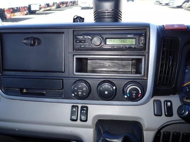 Mitsubishi CANTER 2020-07 8331843-27