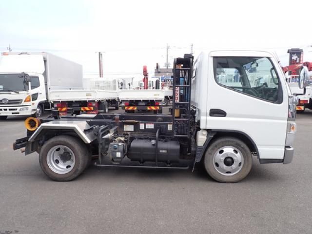 Mitsubishi CANTER 2020-07 8331843-3