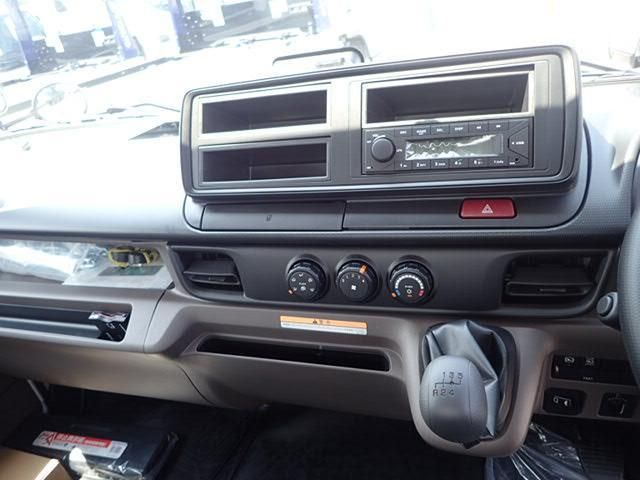 Mitsubishi CANTER 2026-04 8331837-14