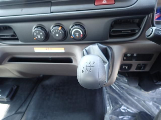 Mitsubishi CANTER 2026-04 8331837-15