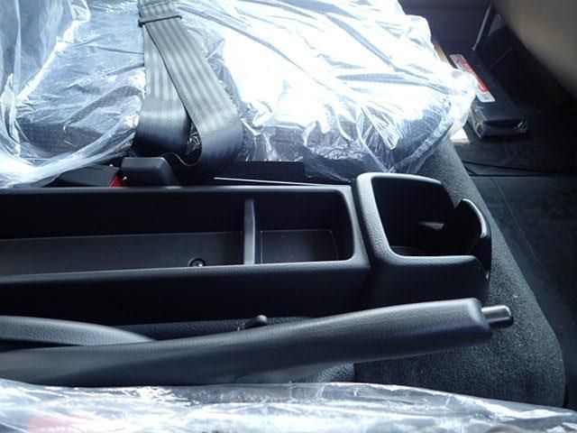 Mitsubishi CANTER 2026-04 8331837-16