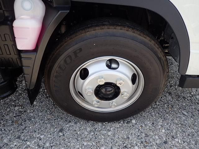 Mitsubishi CANTER 2026-04 8331837-29