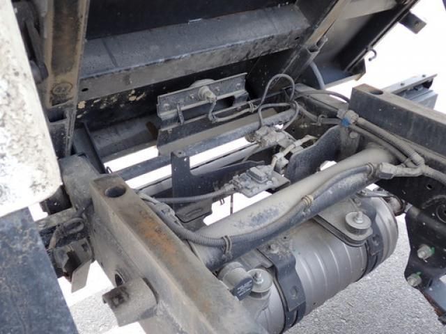 Mitsubishi CANTER 2023-02 8331841-15