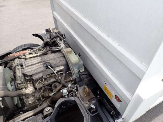 Mitsubishi CANTER 2023-02 8331841-24