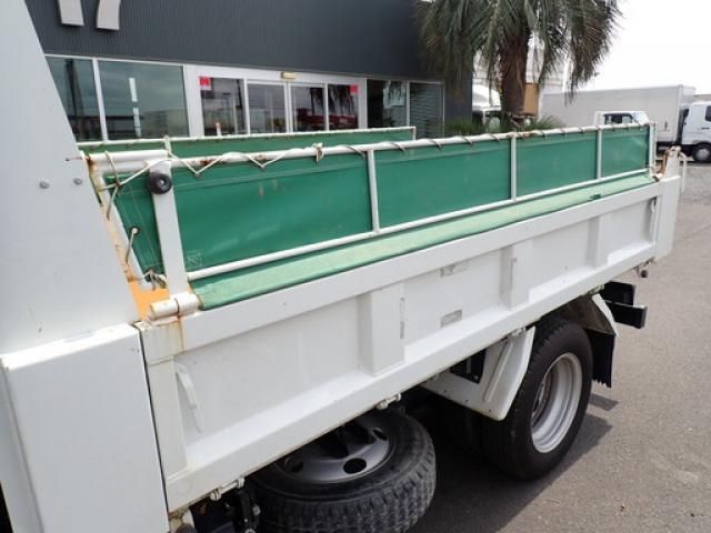 Mitsubishi CANTER 2023-02 8331841-28