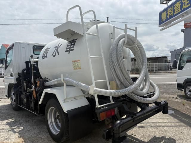 Mitsubishi CANTER 2011-10 8331849-29